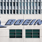 Boeing отозвал предложение об оплате труда бастующих работников