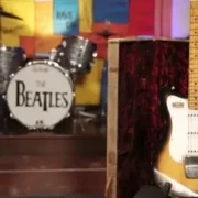 Гитара гитариста The Beatles может уйти с молотка за 800 тысяч долларов