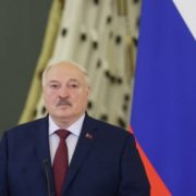 Лукашенко заявил о договоренности с “Роснефтью” найти нефть на Гомельщине