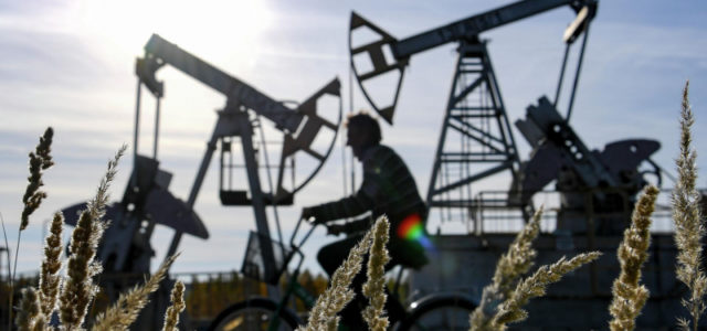 Минск договорился с “Роснефтью” об изучении недр в Гомельской области