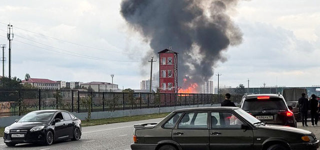 Несколько человек пострадали при взрыве на АЗС в Грозном