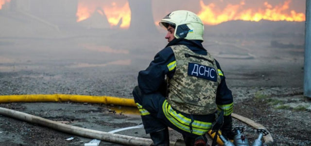 Украинские СМИ сообщили о взрывах в Днепропетровской области