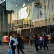Apple переименовала Мексиканский залив в Залив Америки