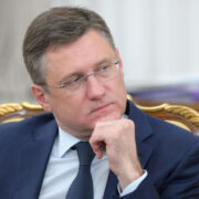 Новак поддержал продление запрета на экспорт бензина для непроизводителей