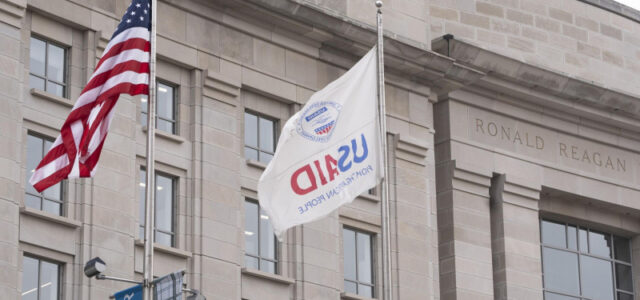 Помощь USAID для Эфиопии оседала в карманах американцев