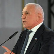 Спикера парламента Гагаузии задержали в аэропорту Кишинева