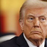 Трамп заявил, что не допустит дефицита в торговле с Мексикой