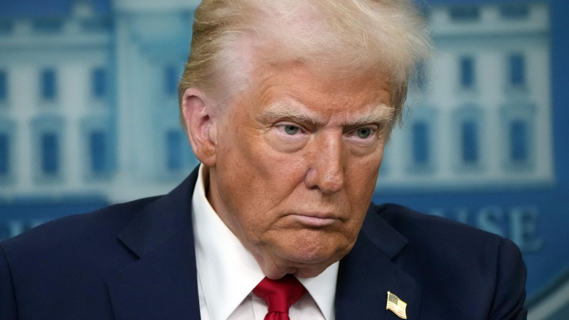Трамп заявил о заинтересованности Москвы и Киева в мире