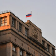 В Госдуме предложили повысить пошлины на импортные товары