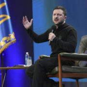 В Раде назвали критическую ошибку Зеленского в адрес Трампа