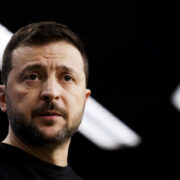 В Турции призвали Зеленского сесть за стол переговоров