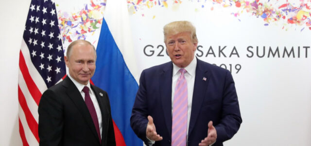 Во Франции выступили с отчаянным призывом после беседы Путина и Трампа