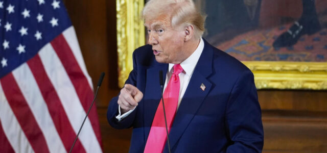 Эксперт объяснил, зачем Трамп ввел пошлины против Канады