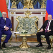 Лукашенко предложил России помощь в реализации нацпроектов в России