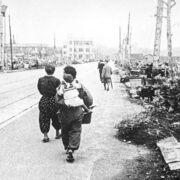 Пережившая бомбардировку Токио 1945 года рассказала о масштабе трагедии