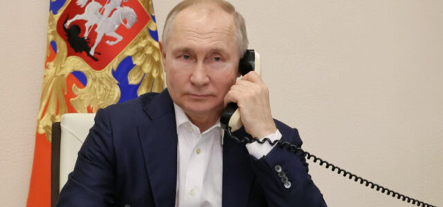 Путин обсудил с саудовским наследным принцем украинский кризис