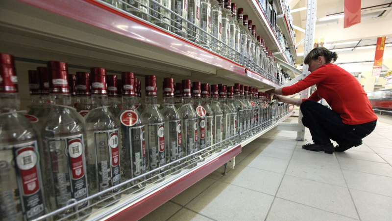 В России снизились продажи водки