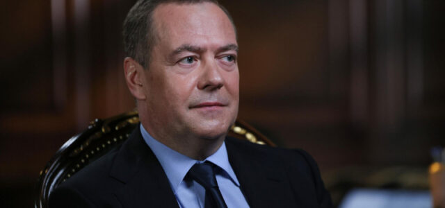 Европа не признает степень угрозы ядерного конфликта, заявил Медведев
