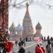 «Очень опасный ход». Чего рискуют лишиться россияне