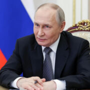 Путин примет участие в мероприятии по пассажирским авиаперевозкам