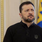 Зеленский бросил вызов мирным инициативам Трампа, заявили в Госдуме
