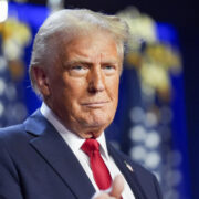 «Чистая правда»: в Британии набросились на Трампа из-за слов о Дне Победы