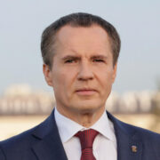 Гладков попросил помощи у Путина в выплате компенсаций жителям за аренду