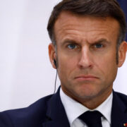 Макрон выступил с дерзким призывом в адрес Путина