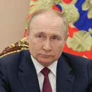 Путин обсудит с правительством механизмы поддержки инвестпроектов