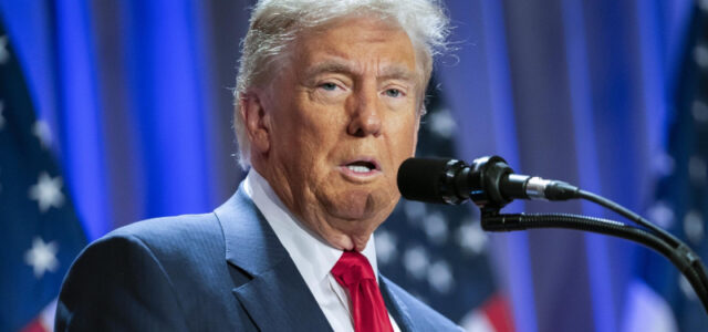 Трамп без объяснения причин уволил библиотекаря конгресса