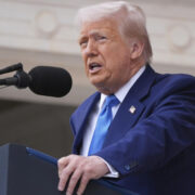 Глава РФПИ призвал европейцев обратить внимание на слова Трампа