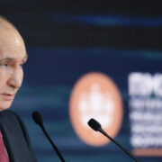 Можно найти приемлемые решения для Ирана и Израиля, заявил Путин