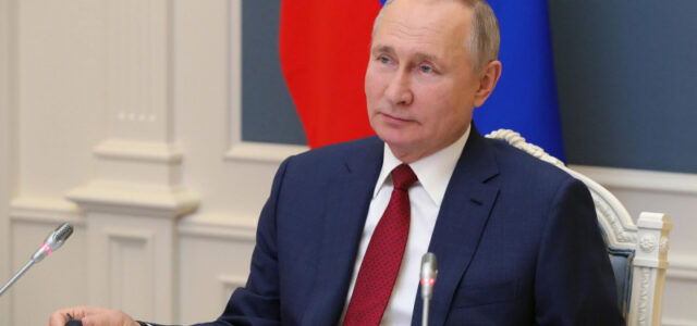 Путин поздравил Си Цзиньпина с днем рождения