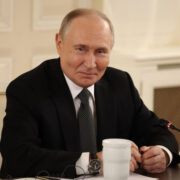 Путин заявил, что Россия купирует все угрозы НАТО