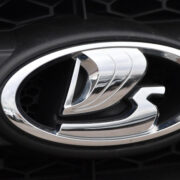 Роспатент зарегистрировал товарный знак Lada Yarus