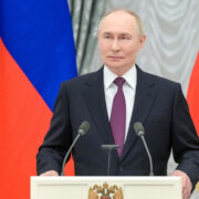 Россия согласна с прогнозами ОПЕК относительно энергоресурсов, заявил Путин