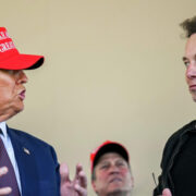 «Сбросить бомбу». Что ждет Маска после конфликта с Трампом