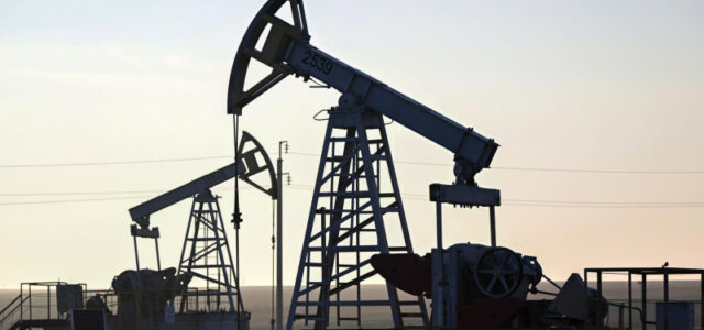 Эксперты ожидают форсированное наращивание нефтедобычи ОПЕК+ в августе