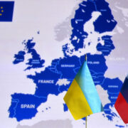 Кремль: сложность ситуации на Украине не дает решить проблему моментально