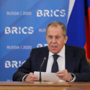 Лавров назвал попытки изолировать страны от процессов в сфере ИИ опасными