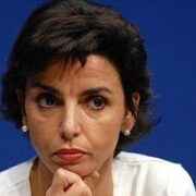 Министр культуры Франции предстанет перед судом
