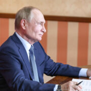 Путин рассказал о развитии автопрома