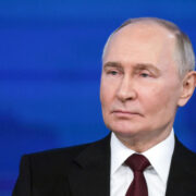 Путин сообщил, что сегодня поговорит с Трампом по телефону