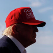 СМИ рассказали, почему Трамп ввел пошлины на товары из Бразилии