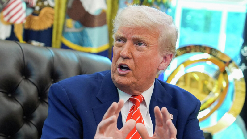 СМИ: Трамп довел США до зависимости от России