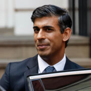 Сунак стал старшим советником в американском банке Goldman Sachs
