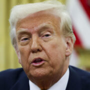 Трамп заявил, что хотел бы урегулирования ситуации на Украине