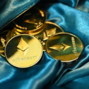 Диапазон цен на Ethereum сужается, а Бутерин укрепляет основную философию проекта