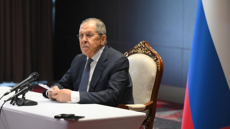 Лавров заявил об игнорировании Западом права наций на самоопределение