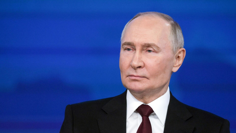 Путин назвал главный критерий при изменении условий офсетных контрактов